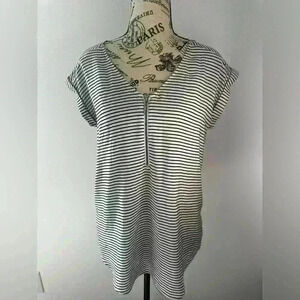 Womens Express Dress Tank Top Blouse Black White Striped Small 1/4 Zip Front S